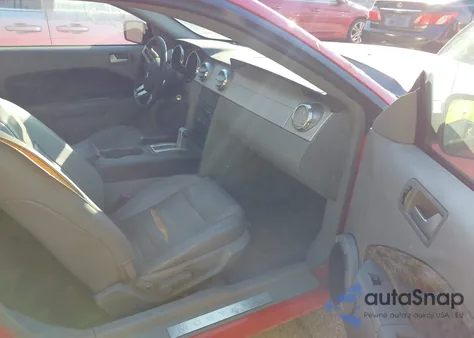 2005 Ford Mustang Gt Deluxe/Gt Premium из США, поврежденный, VIN 1ZVFT82H655132612